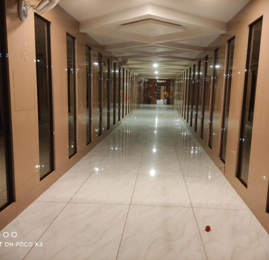 Gokul Raj By Wb Economy , Madhubani Hotel Exterior photo